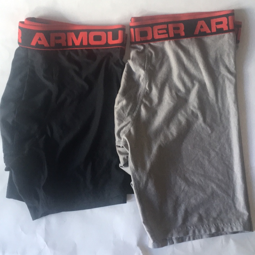 2 pack under Amour compression shorts